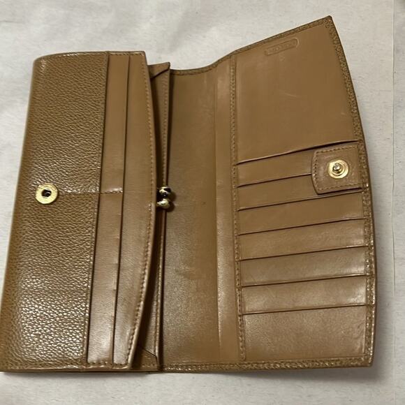 COACH PEBBLE GRAIN WALLET 13 COMPARTMENTS - Picture 2 of 8